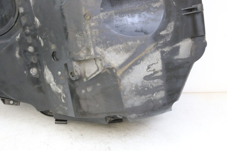 photo de ASIENTO COFRE SUZUKI BURGMAN 125 (2015 - 2017) - Primer plano técnico