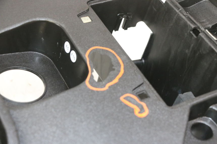 photo de ASIENTO COFRE APRILIA SXR 50 (2021 - 2023) - Detalle de la pieza