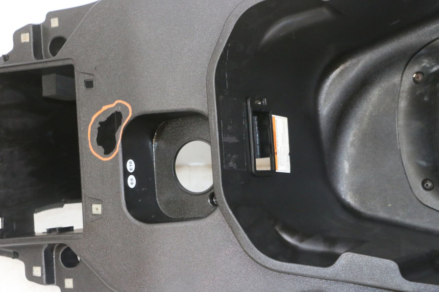 photo de ASIENTO COFRE APRILIA SXR 50 (2021 - 2023) - Foto de producto adicional