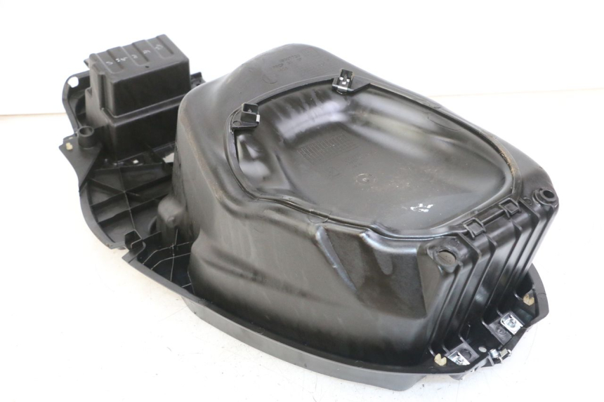 photo de ASIENTO COFRE APRILIA SXR 50 (2021 - 2023) - Vista general del producto