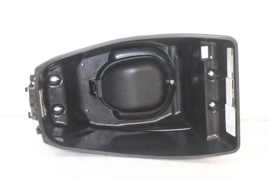 photo de ASIENTO DE ALMACENAMIENTO SYM ORBIT 2 4T 50 (2008 - 2017) - Vista general del producto