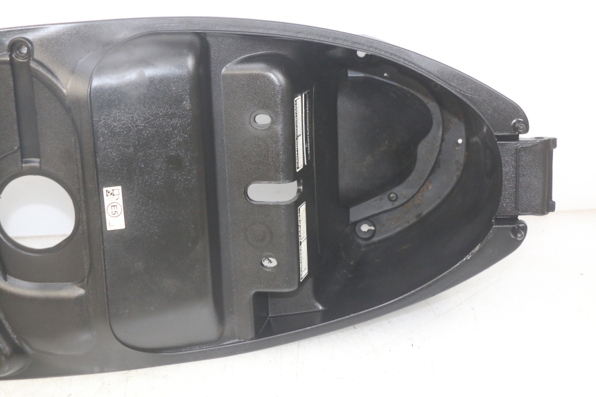 photo de CAJA DEL ASIENTO PEUGEOT TWEET 4T 50 (2018 - 2022) - Zoom estado de uso