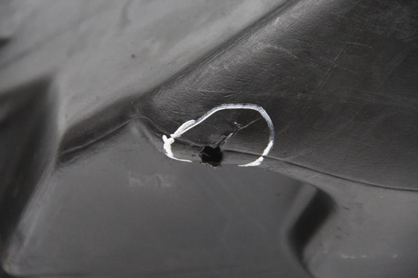 photo de ASIENTO COFRE SUZUKI UC EPICURO 125 (1999 - 2003) - Detalles de los puntos de fijación