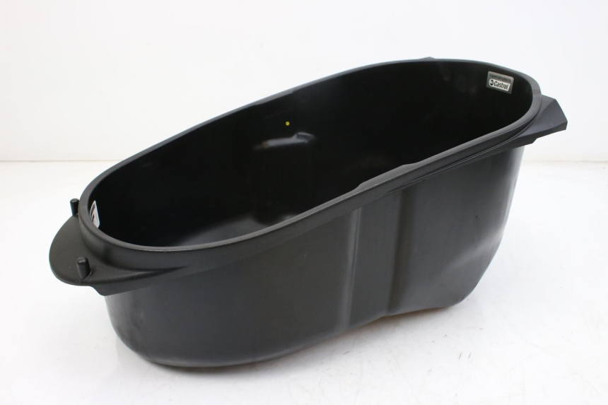 photo de ASIENTO COFRE PIAGGIO VESPA GTS IGET ABS 125 (2017 - 2023) - Detalles de los puntos de fijación