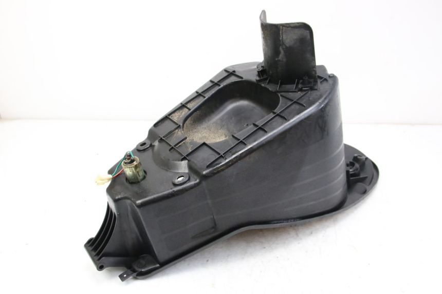 photo de ASIENTO DE ALMACENAMIENTO PEUGEOT VIVACITY NEW 2T 50 (2008 - 2017) - Primer plano técnico