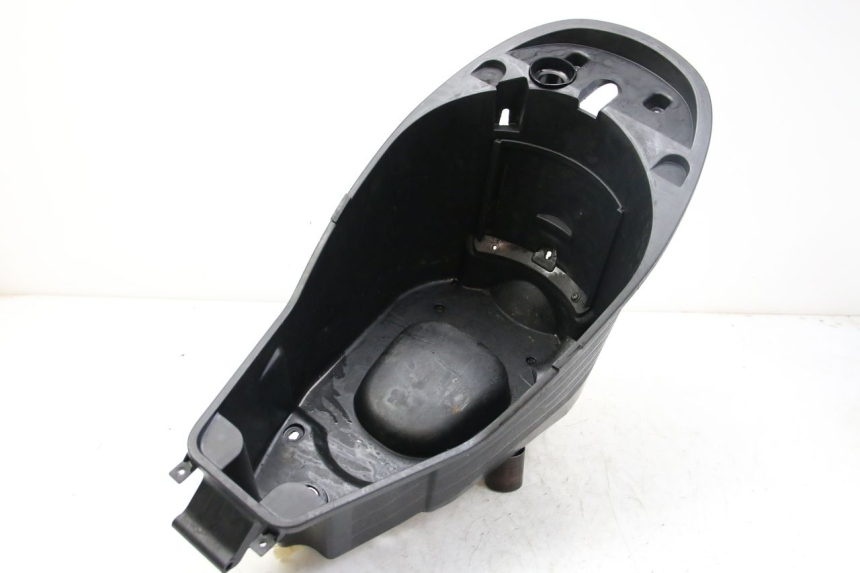 photo de ASIENTO DE ALMACENAMIENTO PEUGEOT VIVACITY NEW 2T 50 (2008 - 2017) - Recambio usado revisado