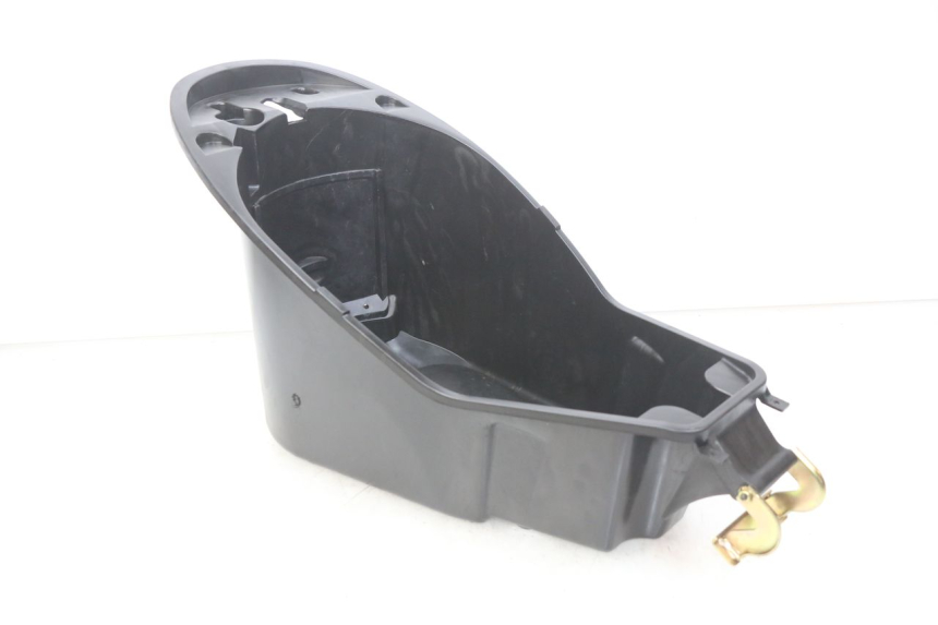 photo de CAJA DEL ASIENTO PEUGEOT VIVACITY NEW 4T 50 (2008 - 2017) - Detalle de la pieza