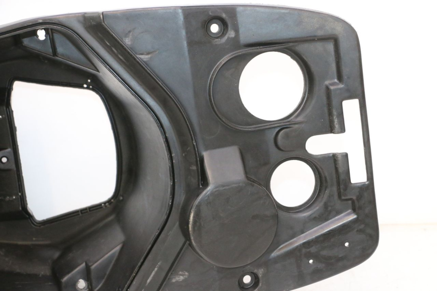 photo de ASIENTO COFRE PEUGEOT VIVACITY 50 (1998 - 2003) - Características distintivas