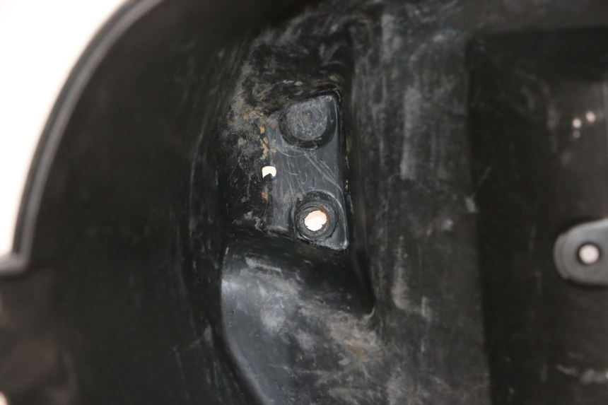 photo de ASIENTO COFRE PEUGEOT VIVACITY 50 (1998 - 2003) - Detalles de los puntos de fijación