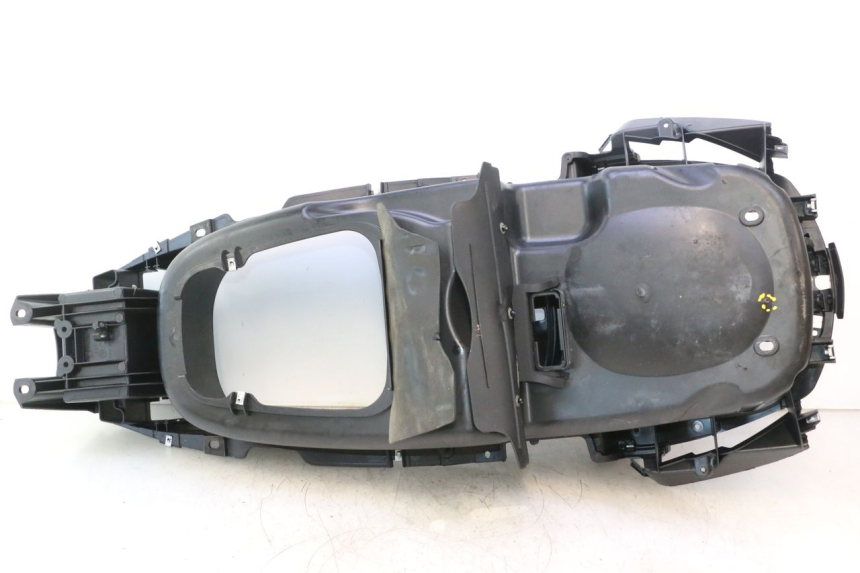 photo de ASIENTO COFRE PIAGGIO X8 STREET 125 (2006 - 2007) - Primer plano técnico