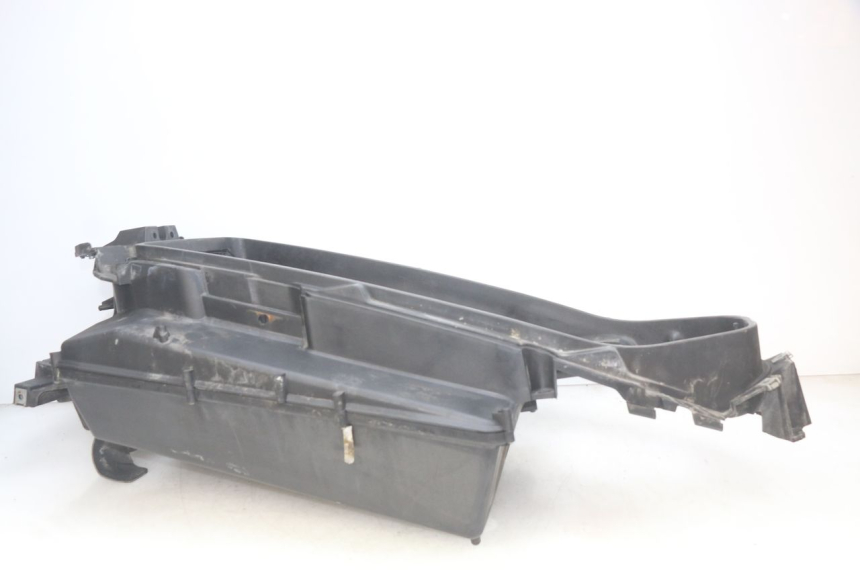 photo de ASIENTO DE ALMACENAMIENTO PIAGGIO X9 EVOLUTION 250 (2003 - 2007) - Vista general del producto