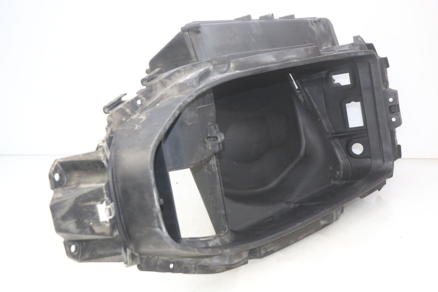 photo de ASIENTO DE ALMACENAMIENTO PIAGGIO X9 EVOLUTION 250 (2003 - 2007) - Detalles de los puntos de fijación