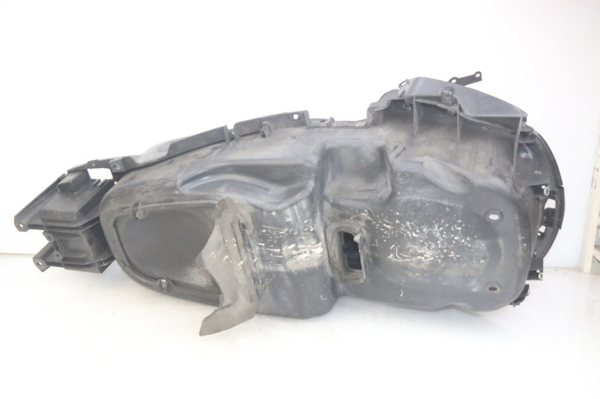 photo de ASIENTO DE ALMACENAMIENTO PIAGGIO XEVO - X EVO 125 (2007 - 2017) - Zoom estado de uso