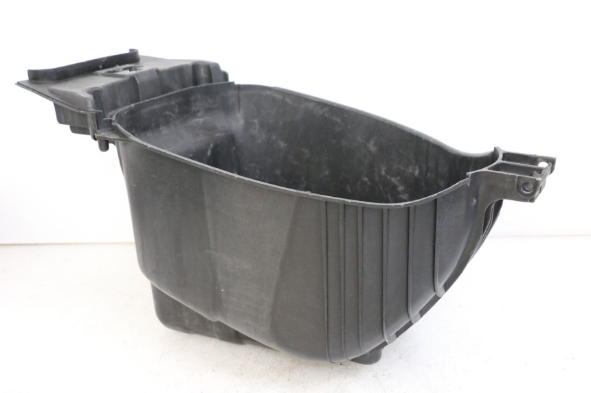 photo de ASIENTO COFRE YAMAHA YE ZEST 50 (1992 - 1998) - Detalles de los puntos de fijación