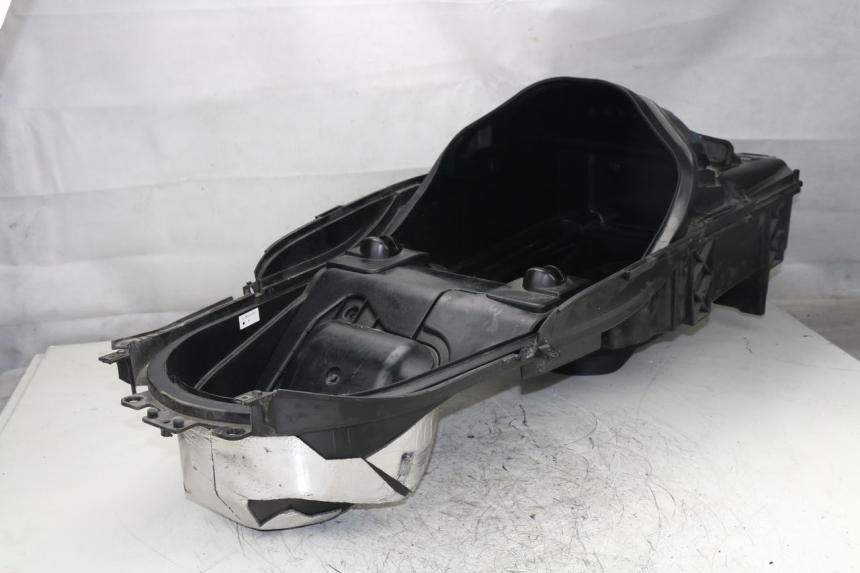 photo de ASIENTO COFRE YAMAHA YP MAJESTY ABS 400 (2007 - 2009) - Marcados y referencias originales