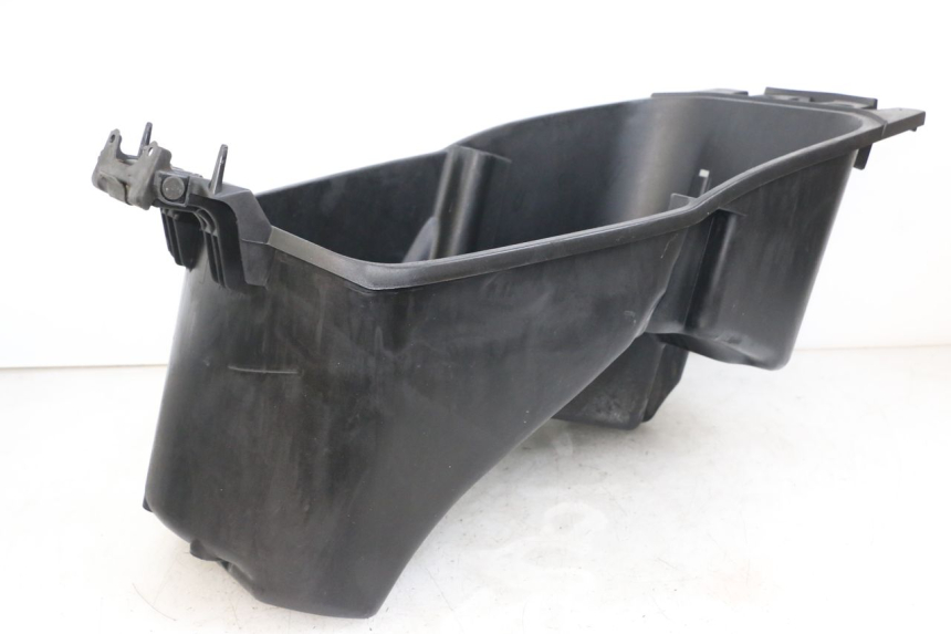 photo de ASIENTO COFRE YAMAHA YP MAJESTY 125 (2002 - 2006) - Primer plano técnico