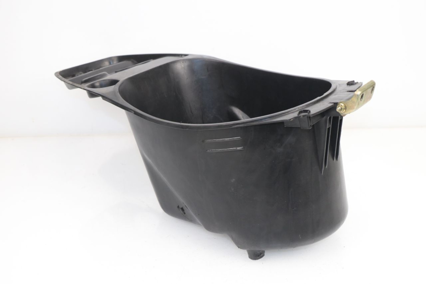 photo de ASIENTO COFRE YIYING YY T POWER MAX 125 (2006 - 2016) - Primer plano técnico