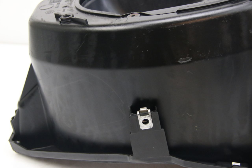 photo de CAJA DEL ASIENTO PIAGGIO ZIP 2T 50 (2009 - 2019) - Estado de la superficie y material