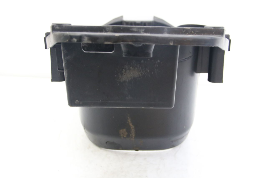 photo de CAJA DEL ASIENTO PIAGGIO ZIP 2T 50 (2009 - 2019) - Estado de la superficie y material