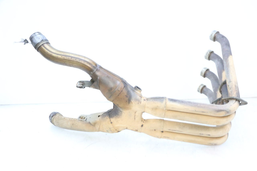 photo de COLECTOR YAMAHA FJR ABS 1300 (2006 - 2012) - Detalles de los puntos de fijación