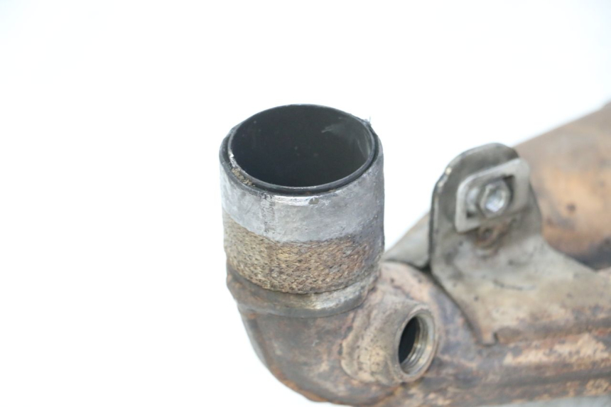 photo de COLECTOR YAMAHA FZ6 FAZER S2 600 (2007 - 2011) - Detalles de los puntos de fijación