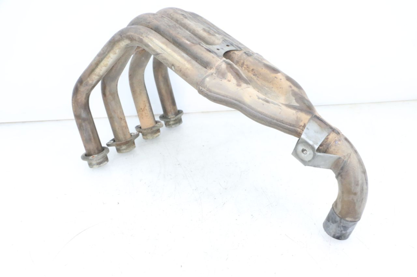 photo de COLECTOR YAMAHA FZ6 N FAZER 600 (2004 - 2006) - Primer plano de alta resolución