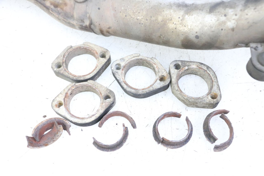 photo de COLECTOR KAWASAKI ZR7 ZR-7 S 750 (1999 - 2004) - Detalle de la pieza