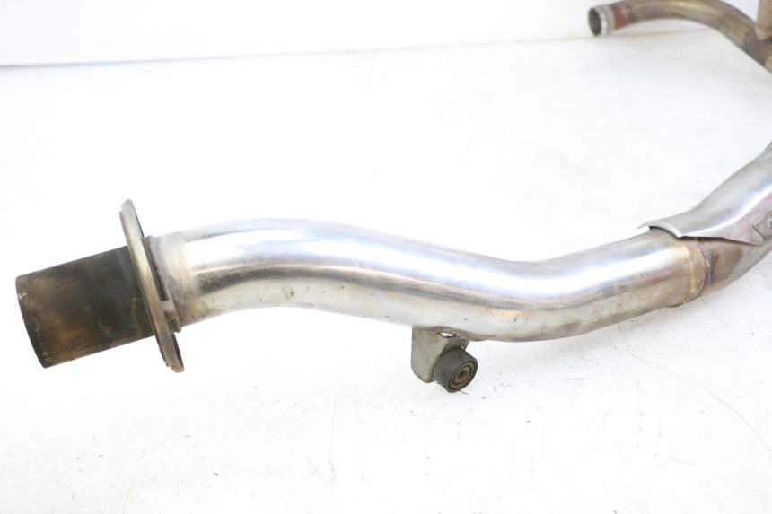 photo de COLECTOR KAWASAKI ZR7 ZR-7 S 750 (1999 - 2004) - Detalles de los puntos de fijación