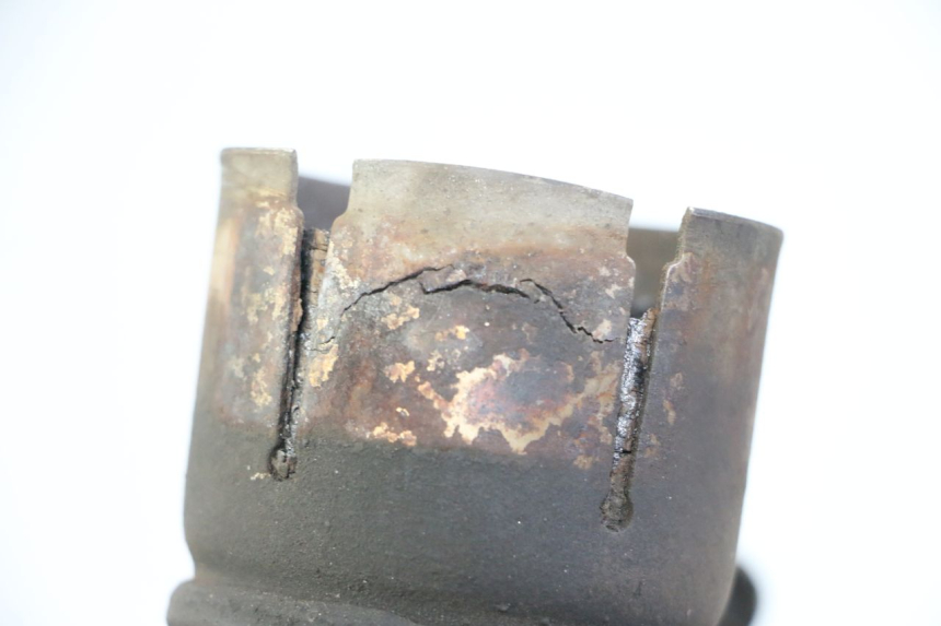 photo de COLECTOR HONDA ST PAN EUROPEAN 1300 (2002 - 2013) - Detalle de la pieza