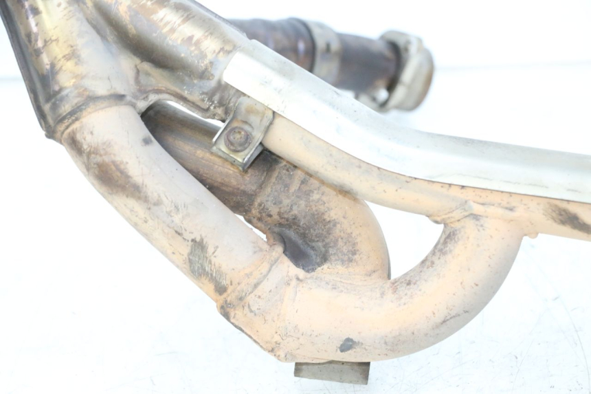 photo de COLECTOR SUZUKI SV S 650 (2003 - 2009) - Detalles de los puntos de fijación