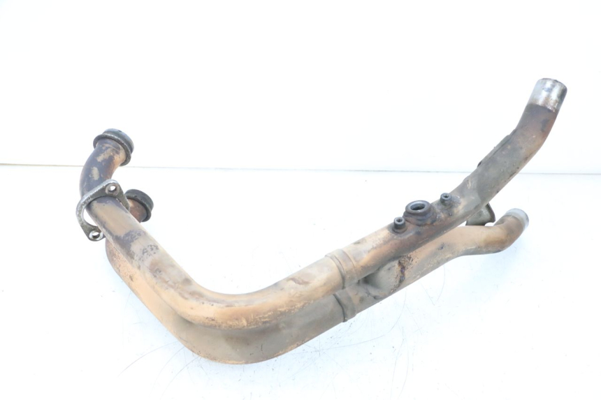 photo de COLECTOR YAMAHA TDM ABS 900 (2002 - 2014) - Detalles de los puntos de fijación