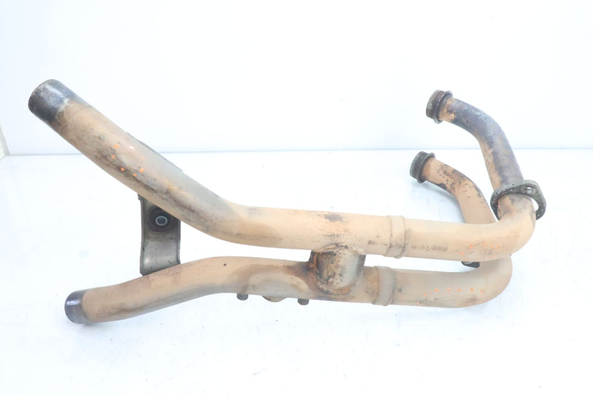 photo de COLECTOR YAMAHA TDM ABS 900 (2002 - 2014) - Detalles de los puntos de fijación