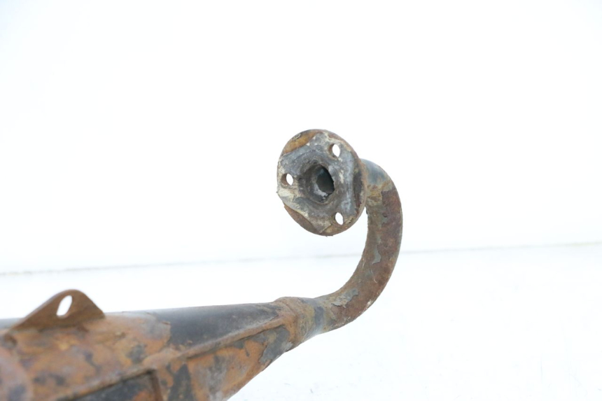 photo de COLECTOR PEUGEOT TREKKER 50 (1995 - 2004) - Detalles de los puntos de fijación