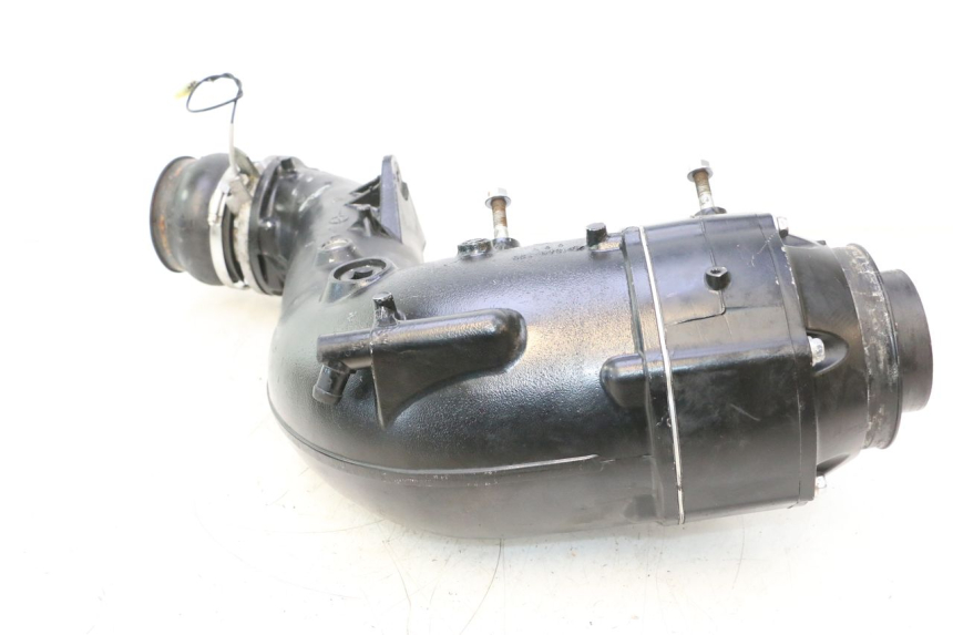 photo de COLECTOR YAMAHA WAVE RUNNER GP R 1200 (2000 - 2003) - Primer plano de alta resolución
