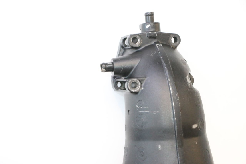 photo de COLECTOR YAMAHA WAVE RUNNER GP R 1200 (2000 - 2003) - Inspección visual detallada