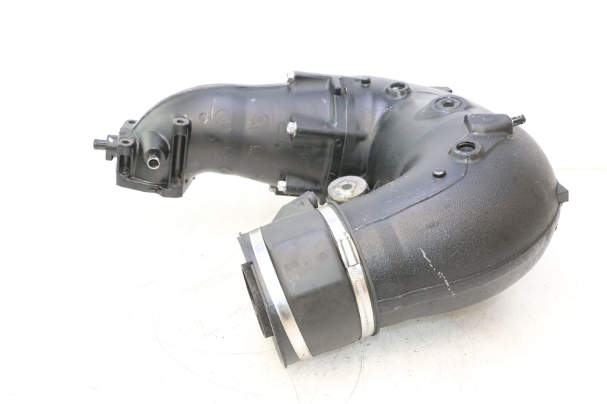 photo de COLECTOR YAMAHA WAVE RUNNER GP R 1200 (2000 - 2003) - Detalles de los puntos de fijación