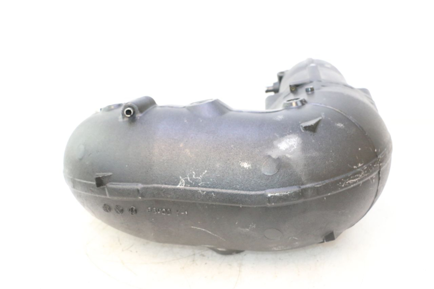 photo de COLECTOR YAMAHA WAVE RUNNER GP R 1200 (2000 - 2003) - Estado de la superficie y material
