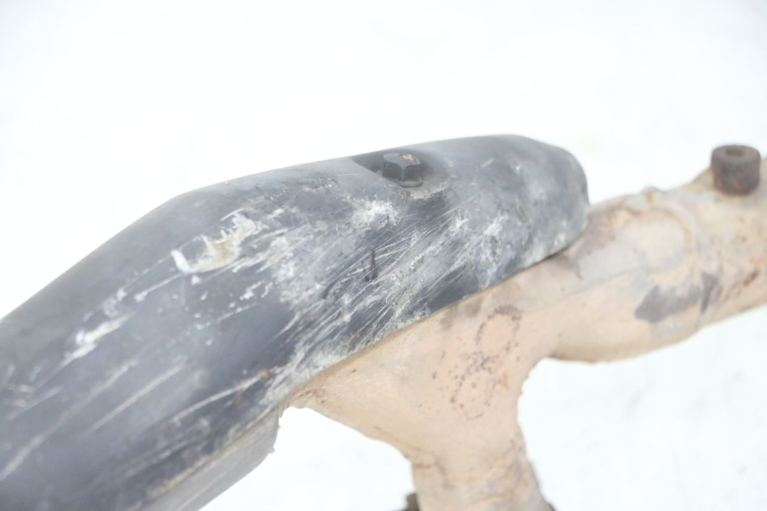 photo de COLECTOR HONDA XLV VARADERO 125 (2000 - 2006) - Detalles de los puntos de fijación