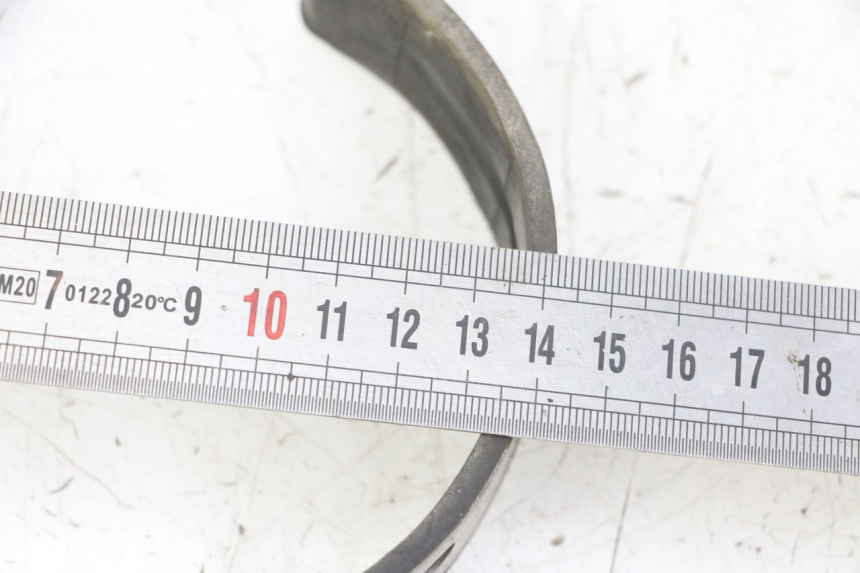 photo de ABRAZADERA DE ESCAPE VONROAD YIBEN 125 (2006 - 2010) - Detalle de la pieza