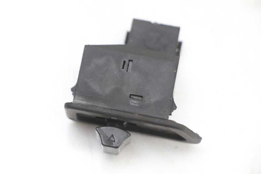 photo de CONMUTADOR INTERMITENTE TNT MOTOR BOSTON 4T 50 (2018 - 2025) - Zoom estado de uso