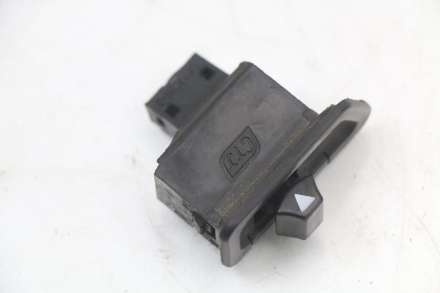 photo de CONMUTADOR INTERMITENTE SYM FIDDLE 3 III 50 (2014 - 2020) - Zoom estado de uso