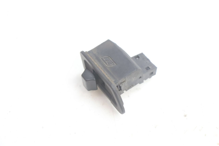 photo de CONMUTADOR INTERMITENTE SYM FIDDLE 3 III 50 (2014 - 2020) - Zoom estado de uso