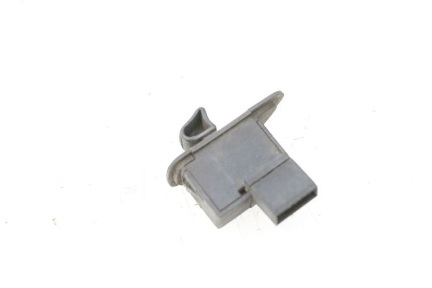 photo de INTERRUPTOR DE INTERMITENTES PIAGGIO FLY 2T 50 (2004 - 2017) - Zoom estado de uso