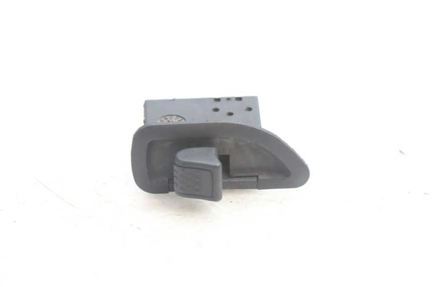 photo de INTERRUPTOR DE INTERMITENTES PIAGGIO FLY 2T 50 (2004 - 2017) - Detalle de la pieza