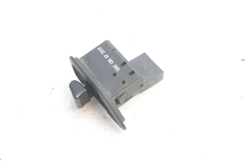 photo de CONMUTADOR INTERMITENTE PIAGGIO LIBERTY IGET 4T 50 (2021 - 2025) - Detalle de la pieza