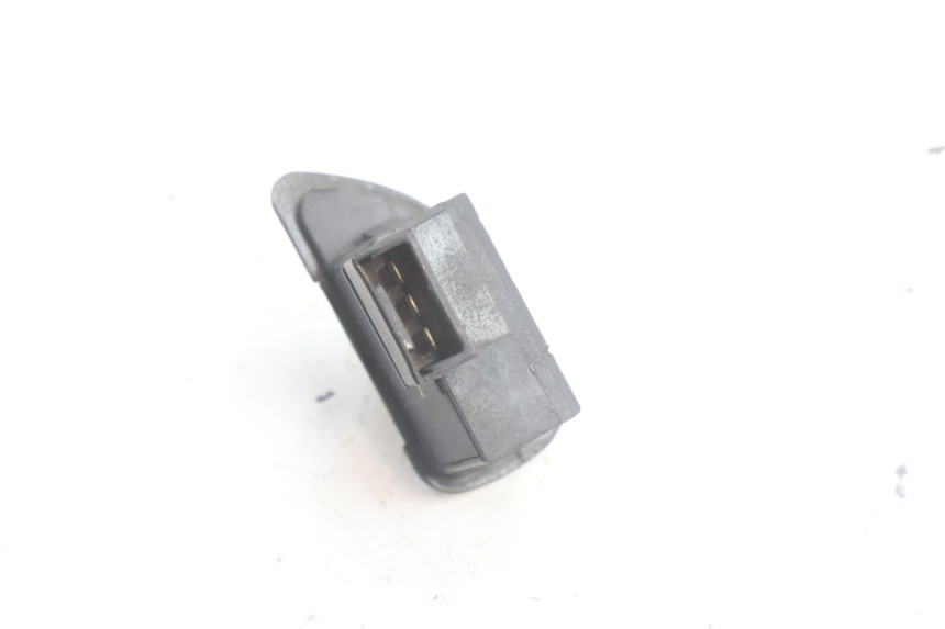 photo de CONMUTADOR INTERMITENTE PIAGGIO LIBERTY IGET 4T 50 (2021 - 2025) - Otra perspectiva
