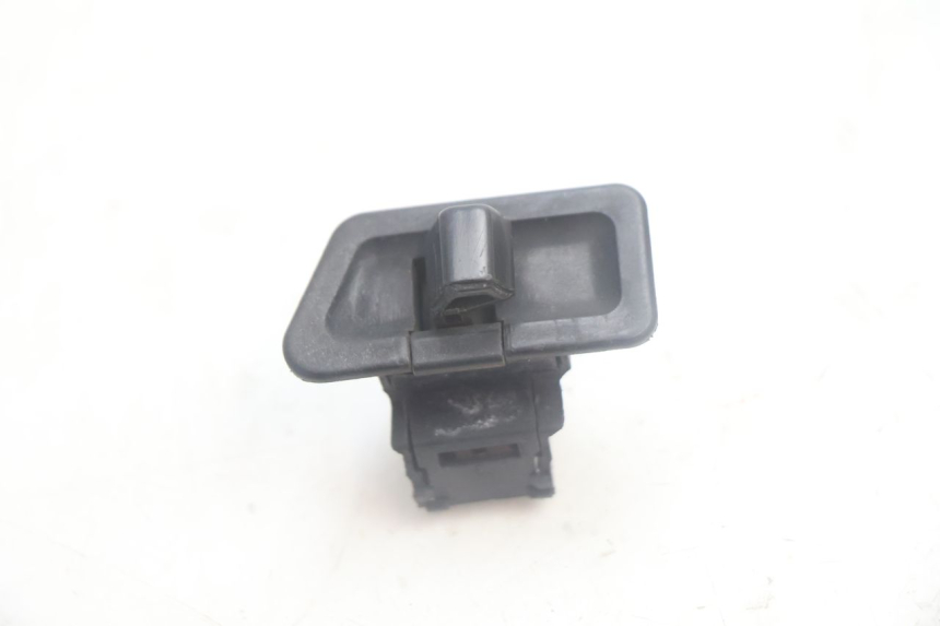 photo de INTERRUPTOR DE INTERMITENTES KYMCO LIKE 125 (2009 - 2016) - Vista principal