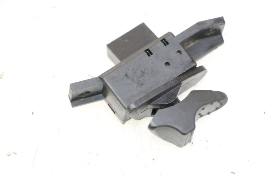 photo de CONMUTADOR INTERMITENTE PIAGGIO LXV 4T 50 (2009 - 2013) - Detalle de la pieza