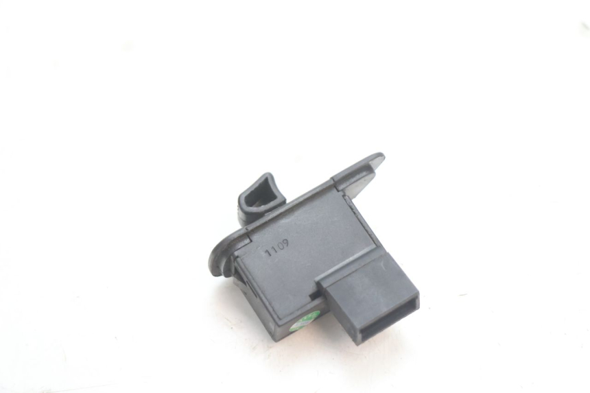 photo de CONMUTADOR INTERMITENTE PIAGGIO MP3 LT 300 (2010 - 2016) - Zoom estado de uso