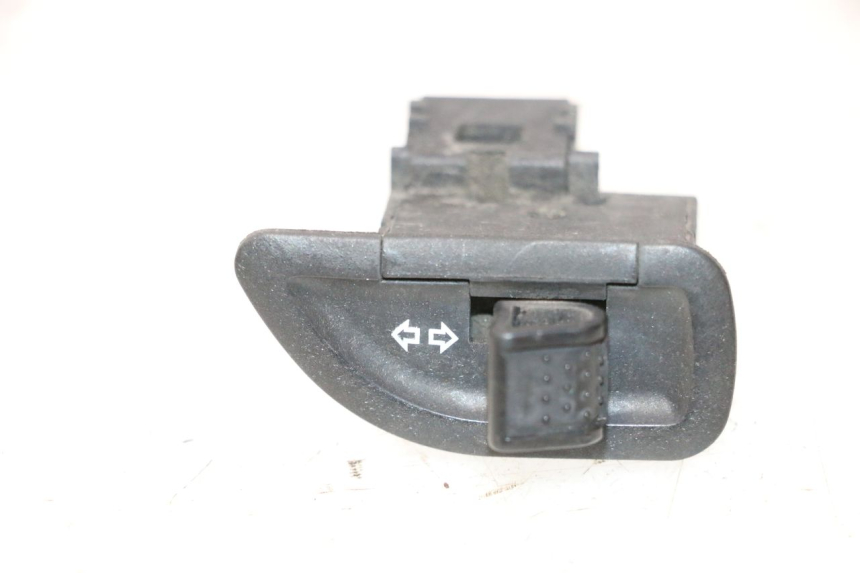 photo de CONMUTADOR INTERMITENTE PIAGGIO MP3 500 (2011 - 2015) - Vista principal